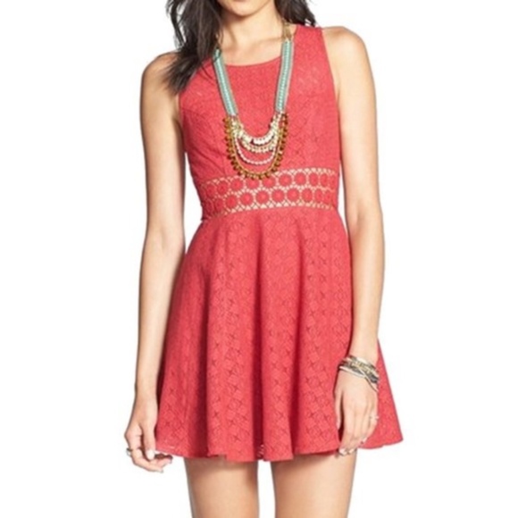 Free People Dresses & Skirts - 3/$20 Free People Dress Crochet Coral Daisy